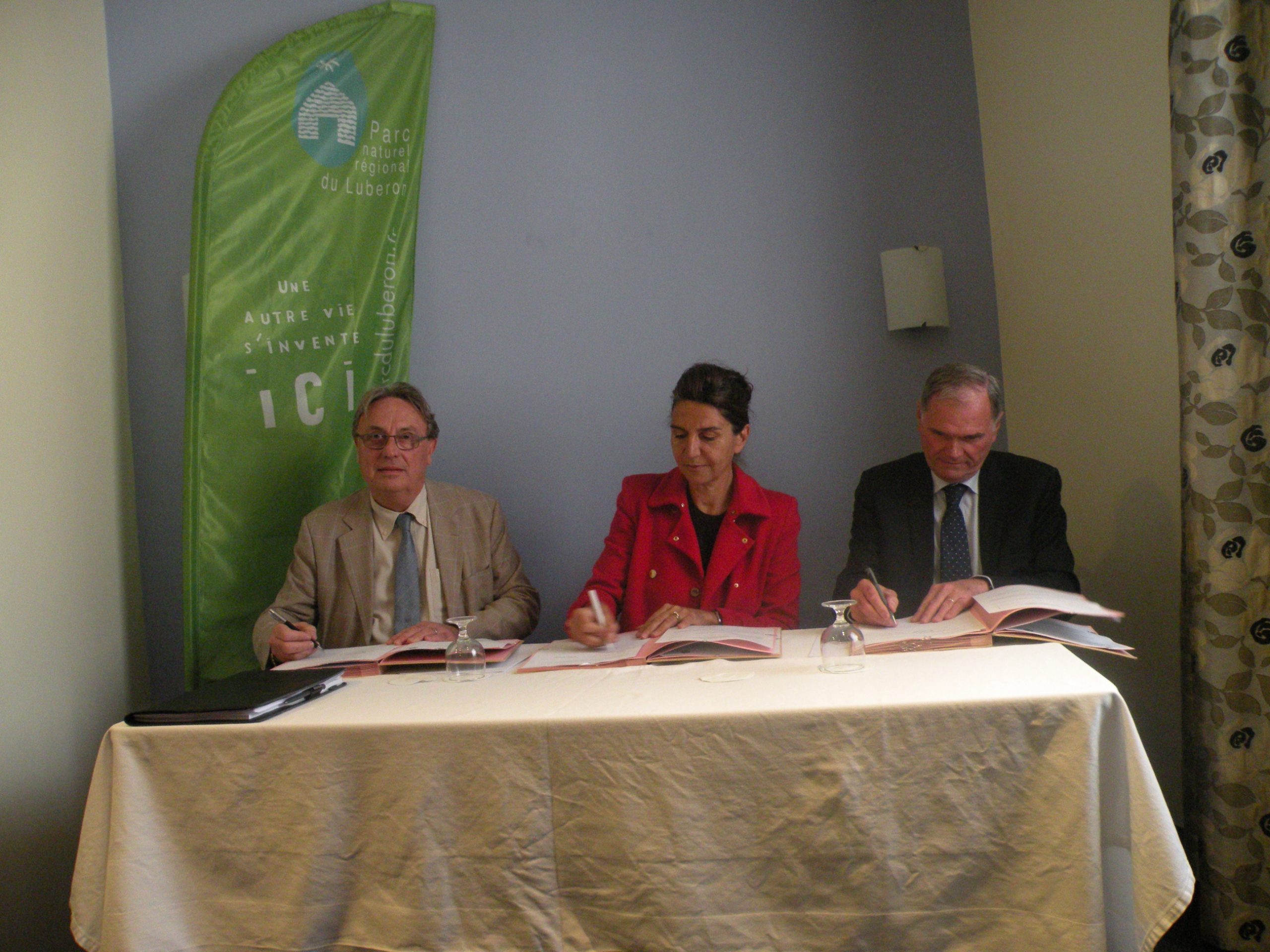 Partnership between the Luberon Regional Nature Park., Géosel and Geostock